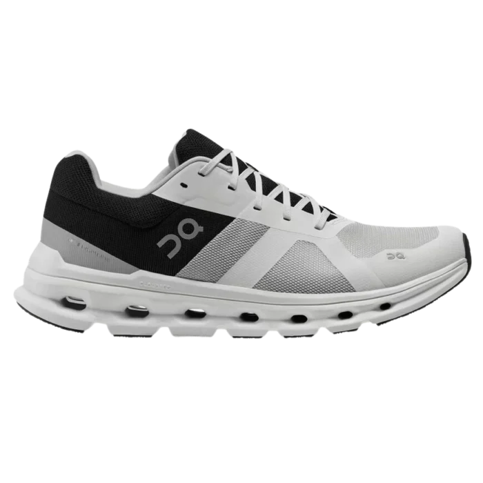 On Cloud Golf 4 Black on White Shoes